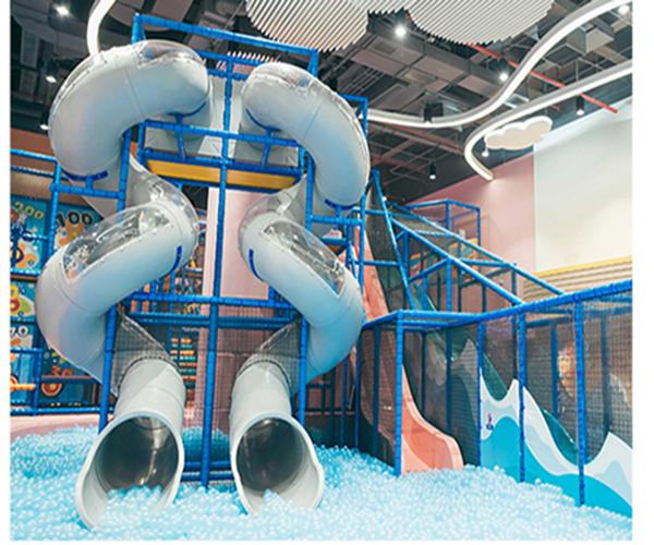 Giant Slides Kids Indoor Playground Equipment Fireresistant 8m Hight