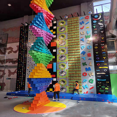 PVC Plastic Rock Climbing Wall Multicolor For Indoor Play Center